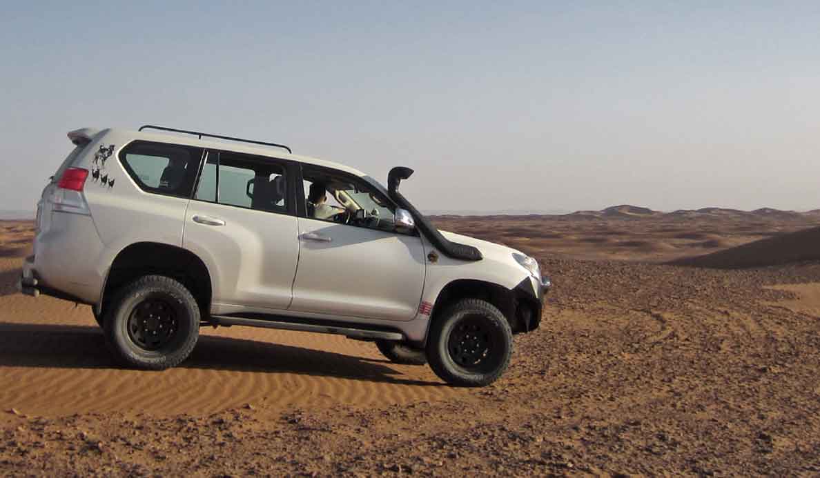 4*4-shara-desert